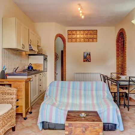 Limone Apt: Lovely Views, Tranquil+family Friendly アパート *